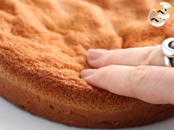 Sponge cake, the easy recipe - Preparation step 5