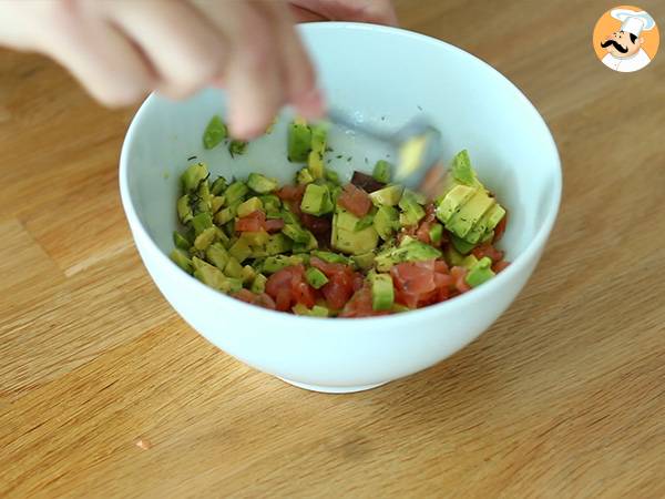 Salmon and avocado toasts - Preparation step 2