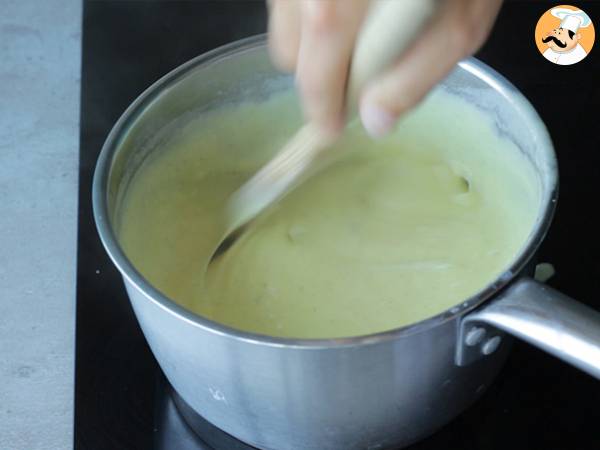 Step-by-step guide to making tarte tropézienne - Preparation step 7