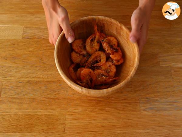 Flambéed shrimp with whiskey: a detailed recipe - Preparation step 4