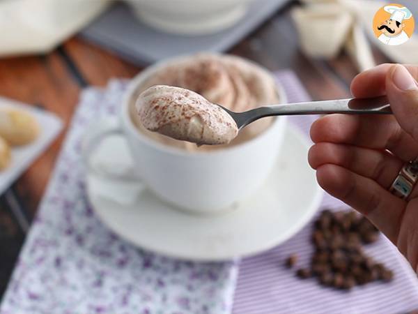 Iced cappuccino, a delicious coffee dessert - Preparation step 4