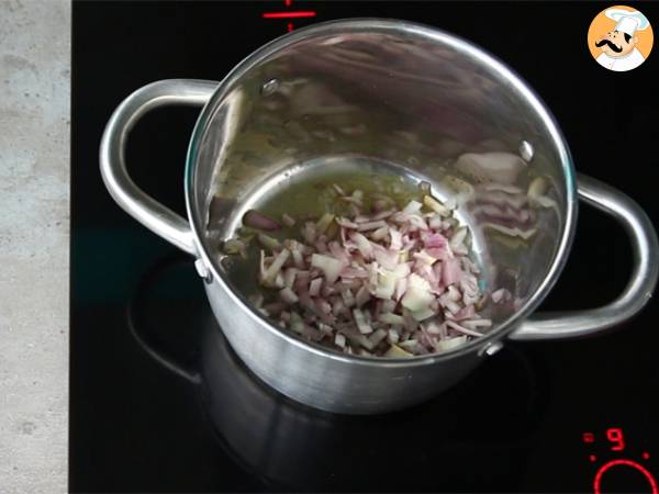 Easy and quick leek and potato soup - Preparation step 1