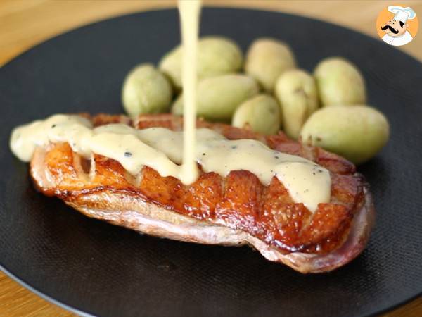 Duck breast with truffle sauce - Preparation step 7