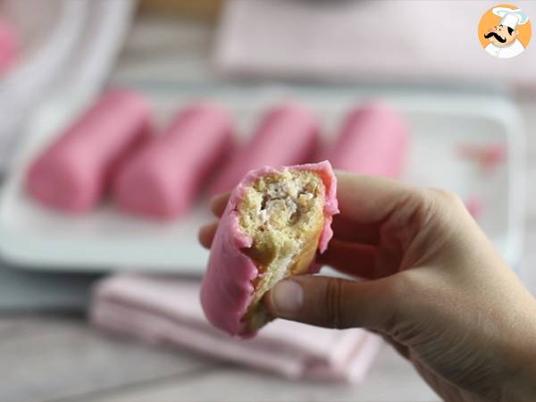 Mini strawberry rolls, pink panthers - Preparation step 12