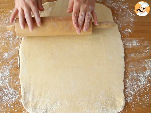 Chinese brioche filled with vanilla custard and chocolate chips - Preparation step 6