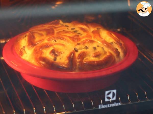 Chinese brioche filled with vanilla custard and chocolate chips - Preparation step 10