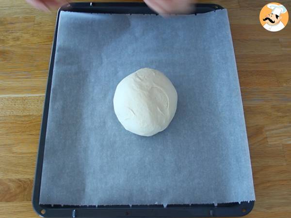 Focaccia, the italian bread with rosemary - Preparation step 2