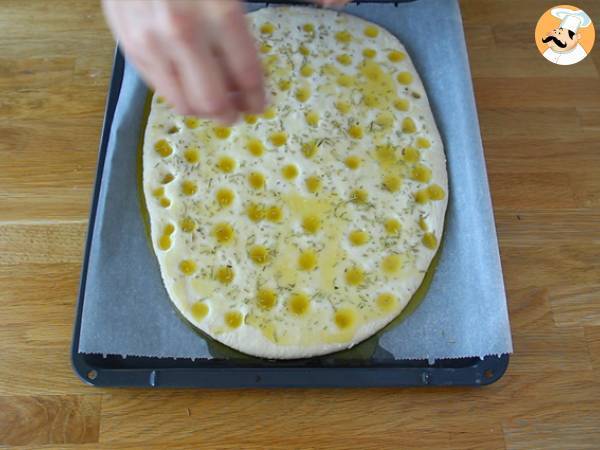 Focaccia, the italian bread with rosemary - Preparation step 6