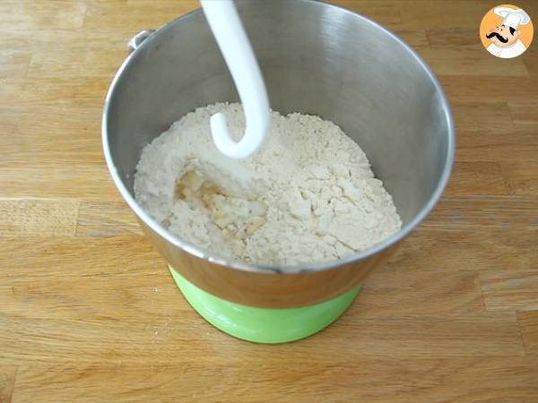 Pão de queijo, brazilian cheese bread - Preparation step 2