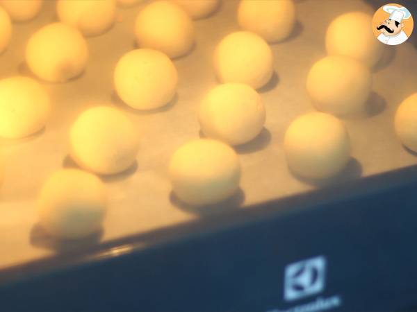 Pão de queijo, brazilian cheese bread - Preparation step 6