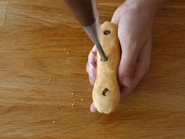 Chocolate eclairs - Learn French pastry step by step! - Preparation step 12