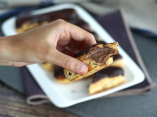 Chocolate eclairs - Learn French pastry step by step! - Preparation step 14