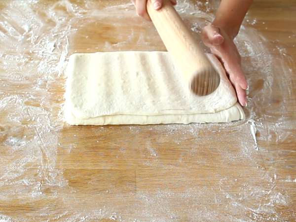 French pain au chocolat - chocolate croissant - Preparation step 9