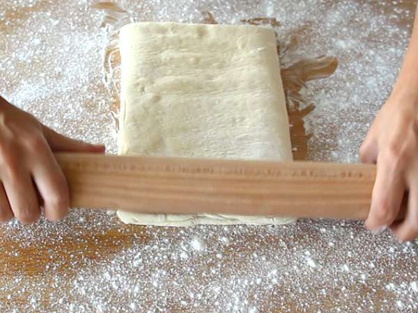 French pain au chocolat - chocolate croissant - Preparation step 10