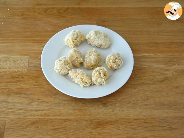 Macaroni fritters with ham and cheese - Preparation step 3