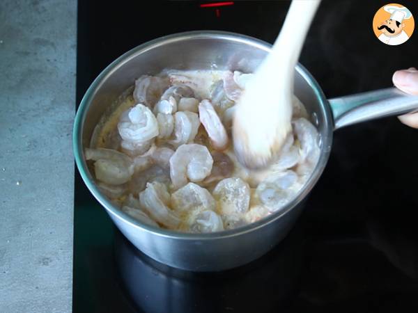 Pumpkin with shrimps - the brazilian camarão na moranga - Preparation step 8