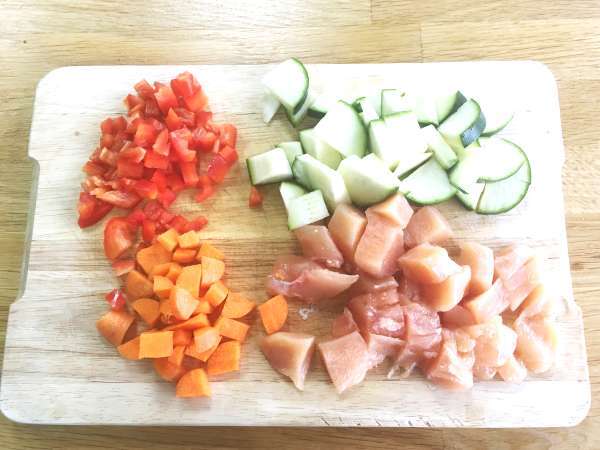 Express couscous (chicken and vegetables) - Preparation step 1