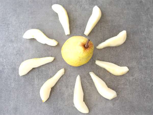Pear and chocolate tart - Preparation step 1
