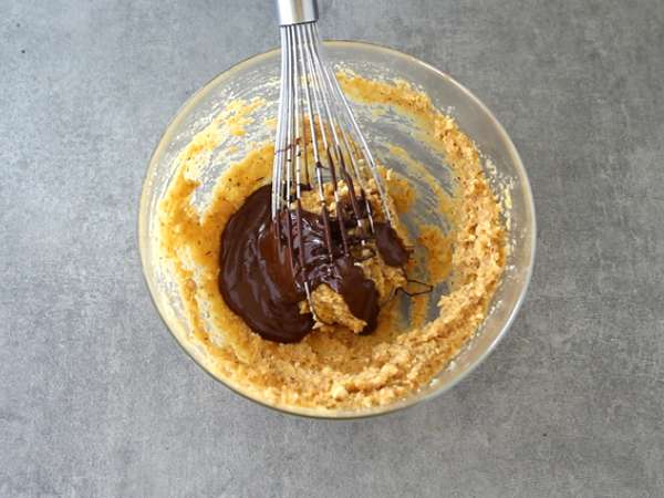 Pear and chocolate tart - Preparation step 2