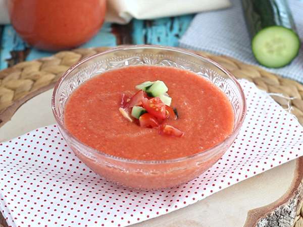 Easy and fresh gazpacho - Preparation step 3