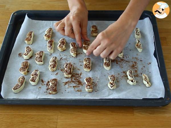 Puff pastry palmiers with chocolate spread - Preparation step 4