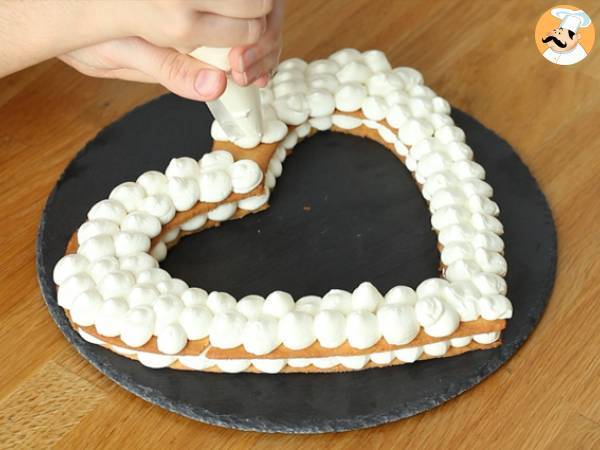 Heart cake with kinder - heart tart with kinder for valentine's day - Preparation step 9