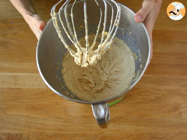 Lemon and oat brownies with lemon glaze - Preparation step 2