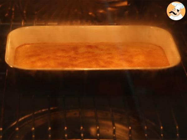 Lemon and oat brownies with lemon glaze - Preparation step 3