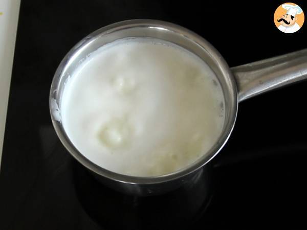 Easy homemade condensed milk - Preparation step 1