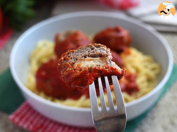 Beef meatballs stuffed with mozzarella - Preparation step 7