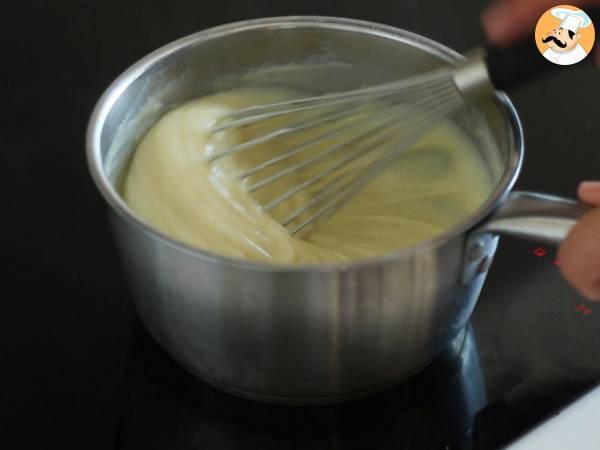 Craquelin topped vanilla cream puffs - Preparation step 6