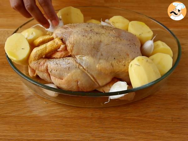 How to bake a chicken in the oven? - Preparation step 2