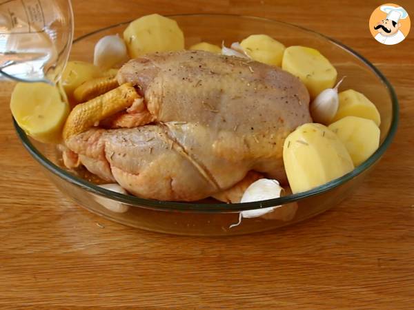 How to bake a chicken in the oven? - Preparation step 3