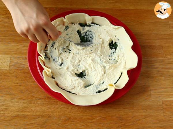 Spinach, ricotta, and egg pie - italian torta pasqualina - Preparation step 5