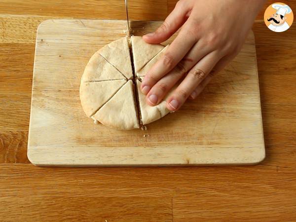 Pita chips - quick recipe - Preparation step 1