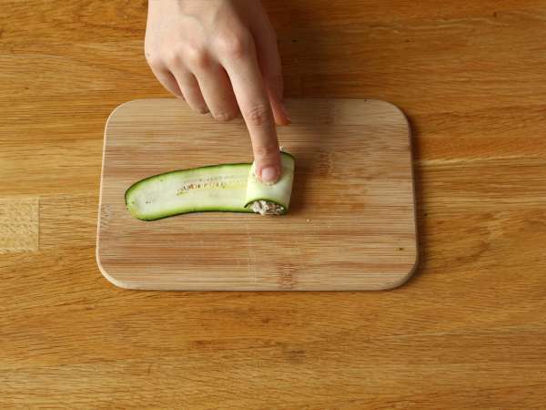 Zucchini rolls with sardines - Preparation step 3