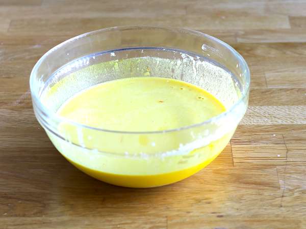 Battered fried calamari - calamari a la romana - Preparation step 1