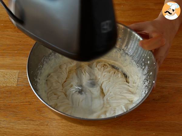 Delicious eggless tiramisu charlotte - Preparation step 3