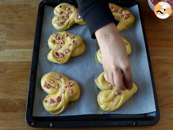 Extra soft heart-shaped brioches for valentine's day - Preparation step 11