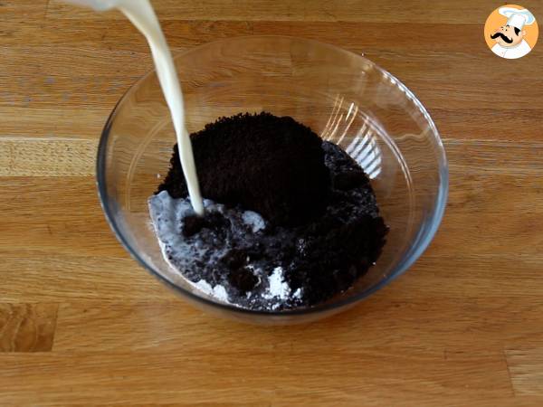 Oreo cake with only 3 ingredients ready in 6 minutes in the microwave! - Preparation step 2