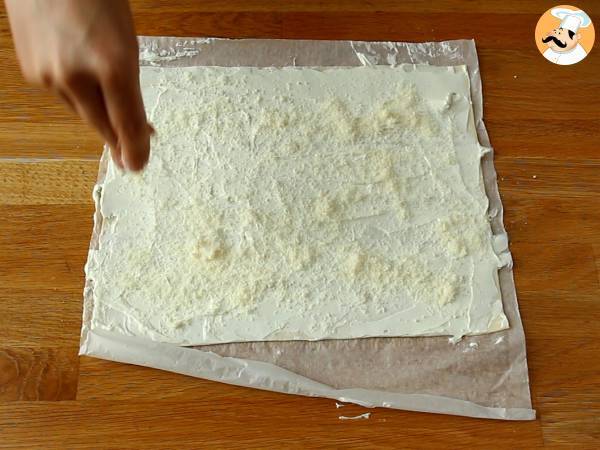 Cheese twists with cheese and parsley: the must-have appetizer - Preparation step 1