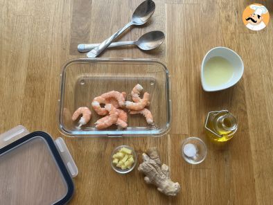 Rice salad with prawns, zucchini and ginger - Preparation step 2