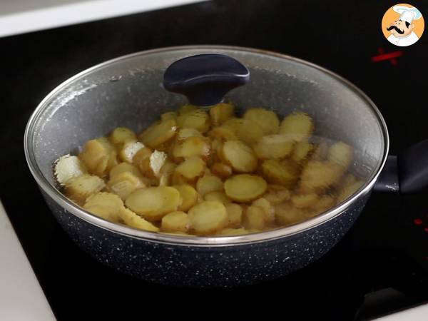 Huevos rotos, the super easy spanish recipe - broken eggs - Preparation step 2