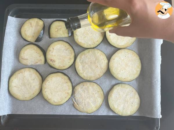 Sicilian eggplant pasta, the easy and light version - pasta alla norma - Preparation step 2