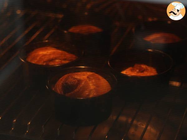 Cinnamon rolls and its vanilla cream cheese frosting - Preparation step 11