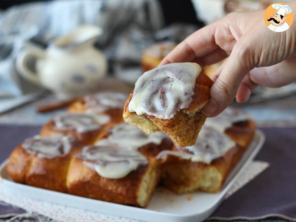 Cinnamon rolls and its vanilla cream cheese frosting - Preparation step 14