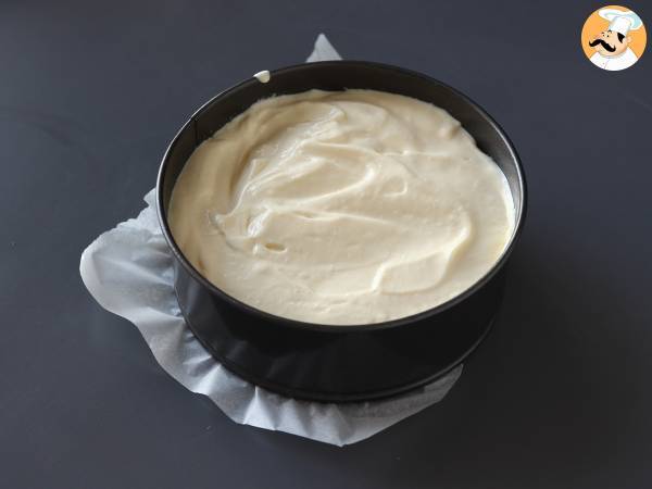 Crustless cheesecake delicious and super easy to make! - Preparation step 4