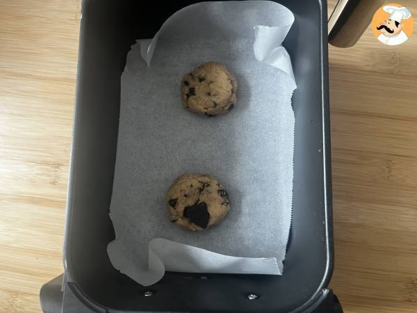 Air fryer cookies - cooked in just 6 minutes! - Preparation step 5