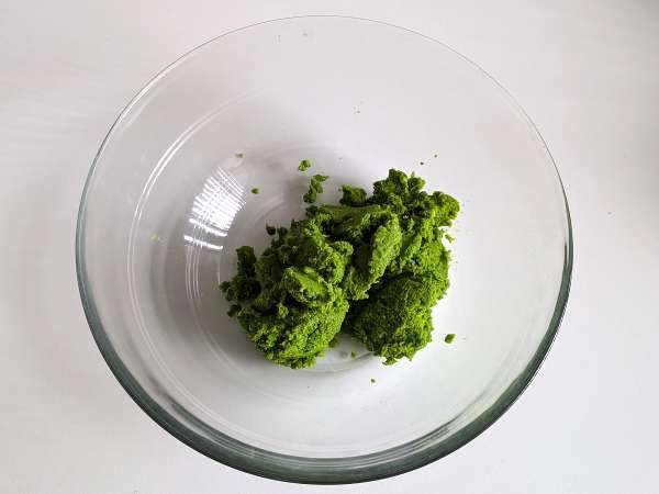Pea gnocchi with mushroom sauce - Preparation step 1