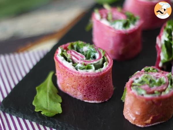 Beet crepe rolls with ricotta cheese and arugula - Preparation step 10